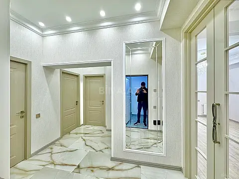 Satılır 3 otaqlı mənzil 76 m²