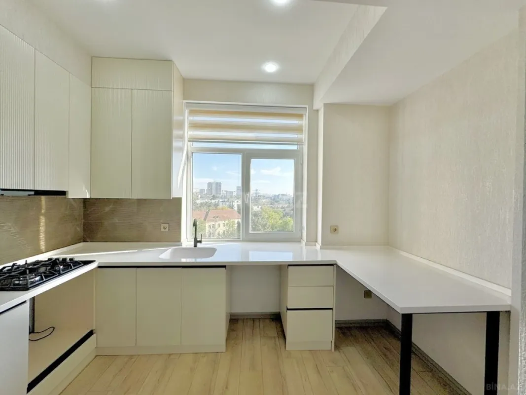 Satılır 3 otaqlı mənzil 76 m²