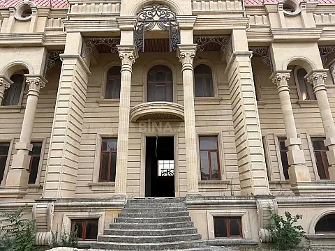 Satılır 14 otaqlı həyət evi 1900 m² — Bakı, Xətai 14 otaq 1900.00 m²