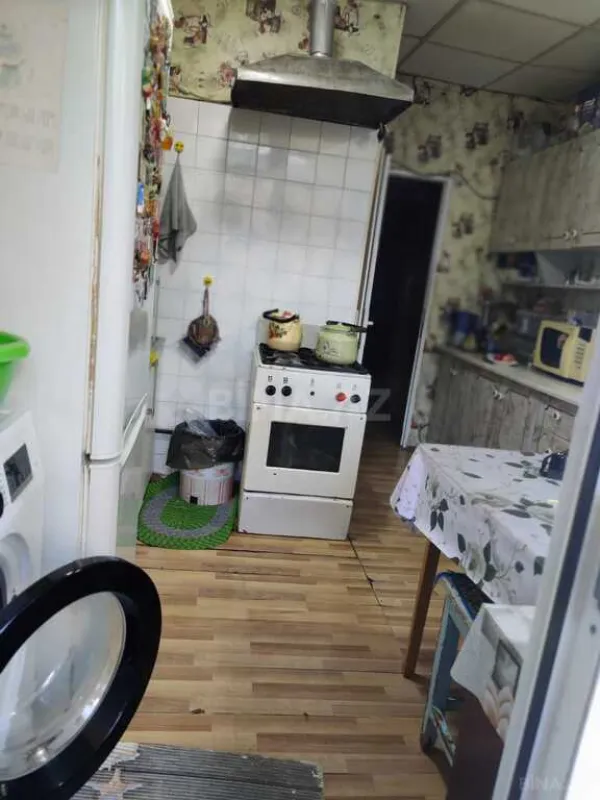 Satılır 3 otaqlı mənzil 81 m²