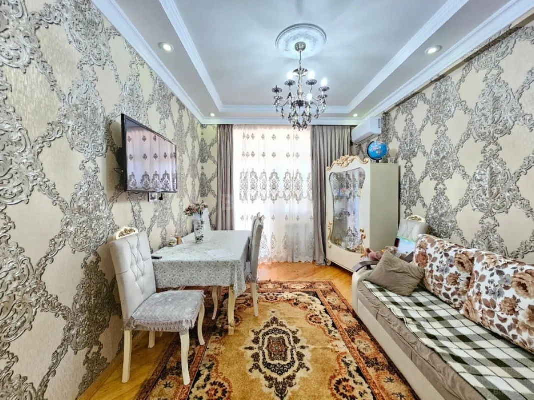Satılır 2 otaqlı mənzil 60 m²
