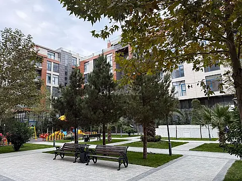 Satılır 3 otaqlı mənzil 125 m²