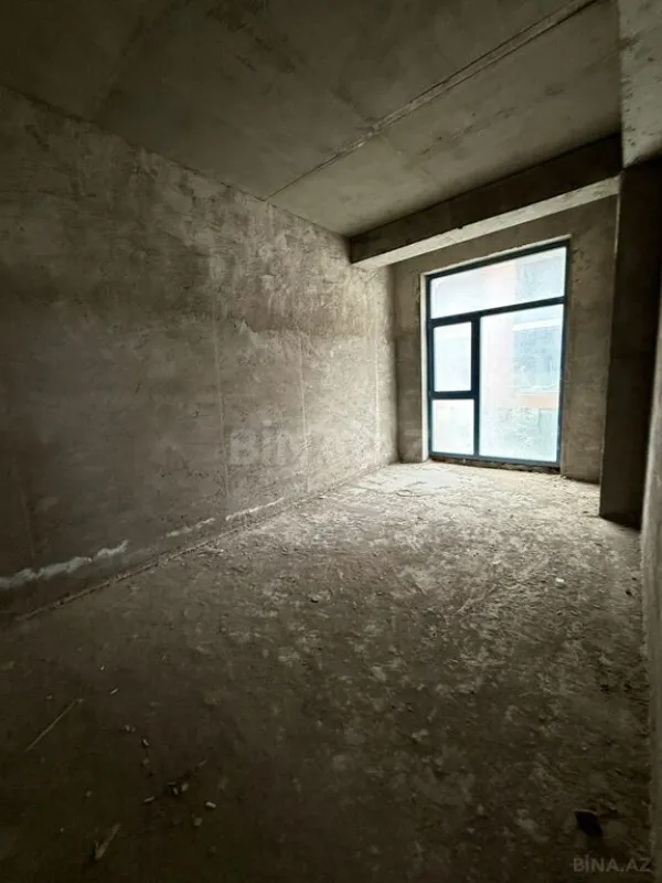 Satılır 3 otaqlı mənzil 125 m²