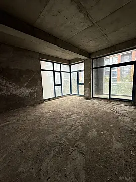 Satılır 3 otaqlı mənzil 125 m²