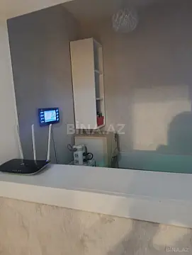 Satılır 5 otaqlı mənzil 130 m²