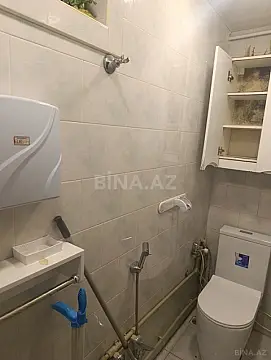 Satılır 5 otaqlı mənzil 130 m²