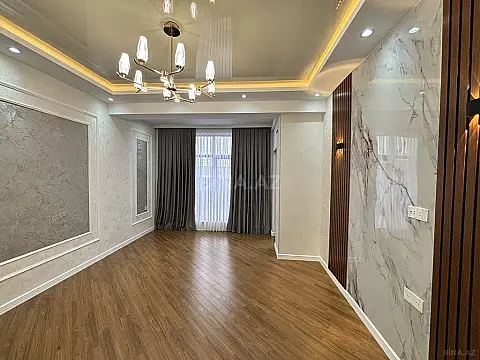 Satılır 2 otaqlı mənzil 88 m²