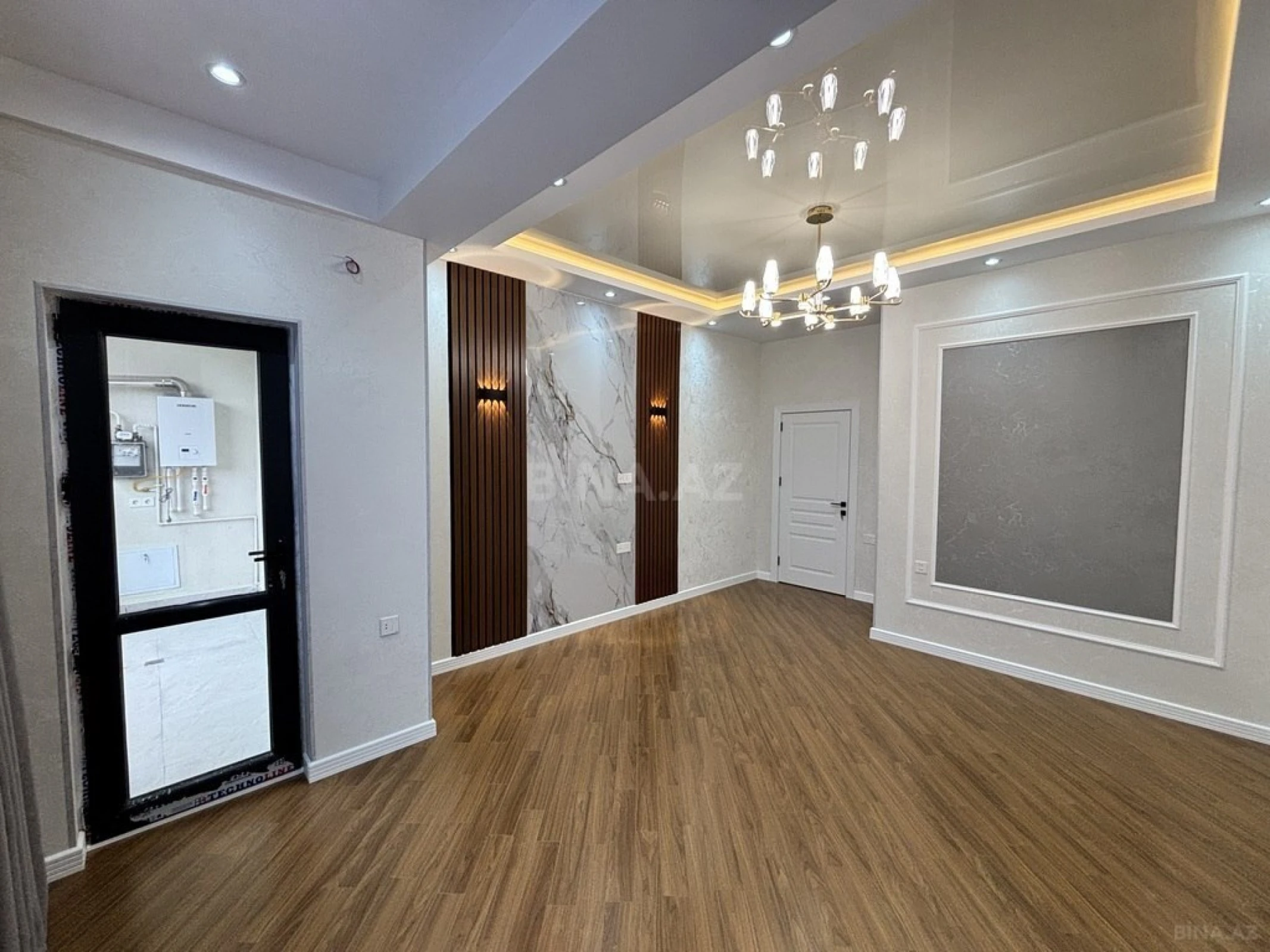 Satılır 2 otaqlı mənzil 88 m²