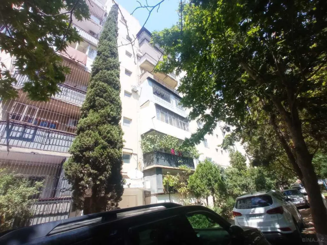 Satılır 2 otaqlı mənzil 65 m²