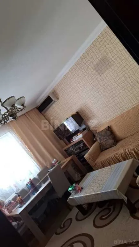 Satılır 2 otaqlı mənzil 65 m²
