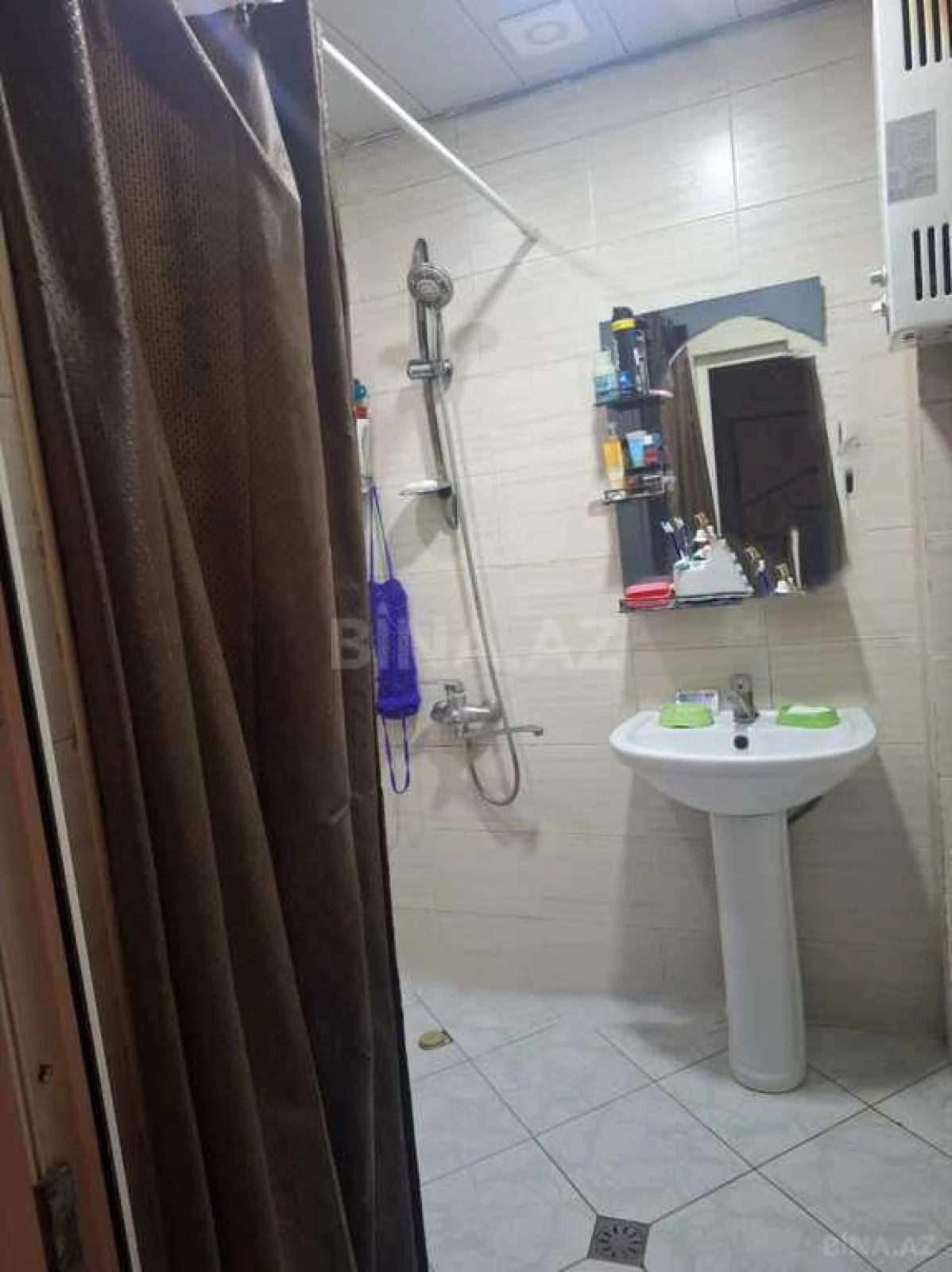 Satılır 2 otaqlı mənzil 65 m²