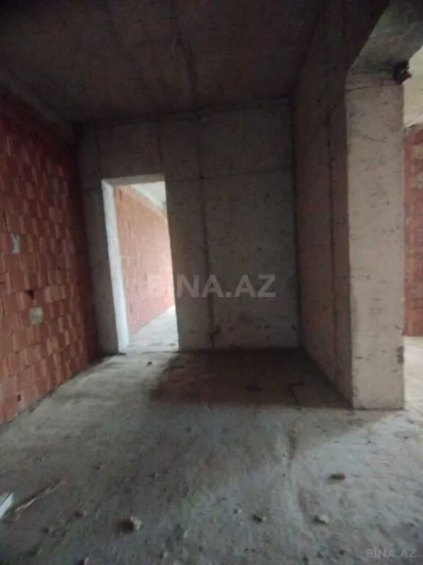 Satılır 3 otaqlı mənzil 112 m²
