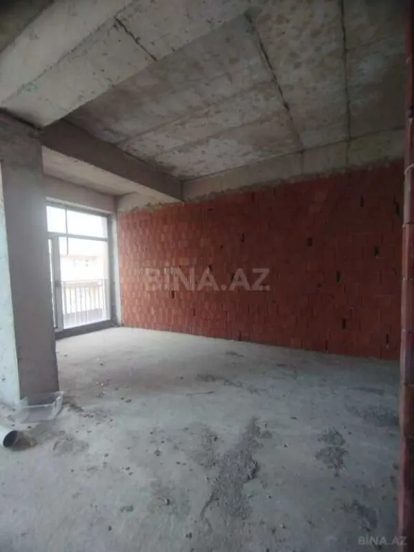 Satılır 3 otaqlı mənzil 112 m²