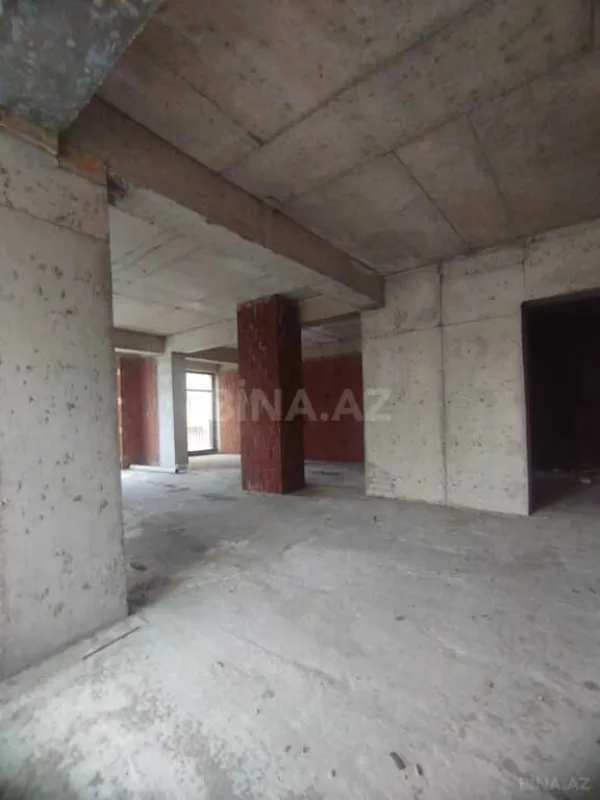Satılır 3 otaqlı mənzil 112 m²