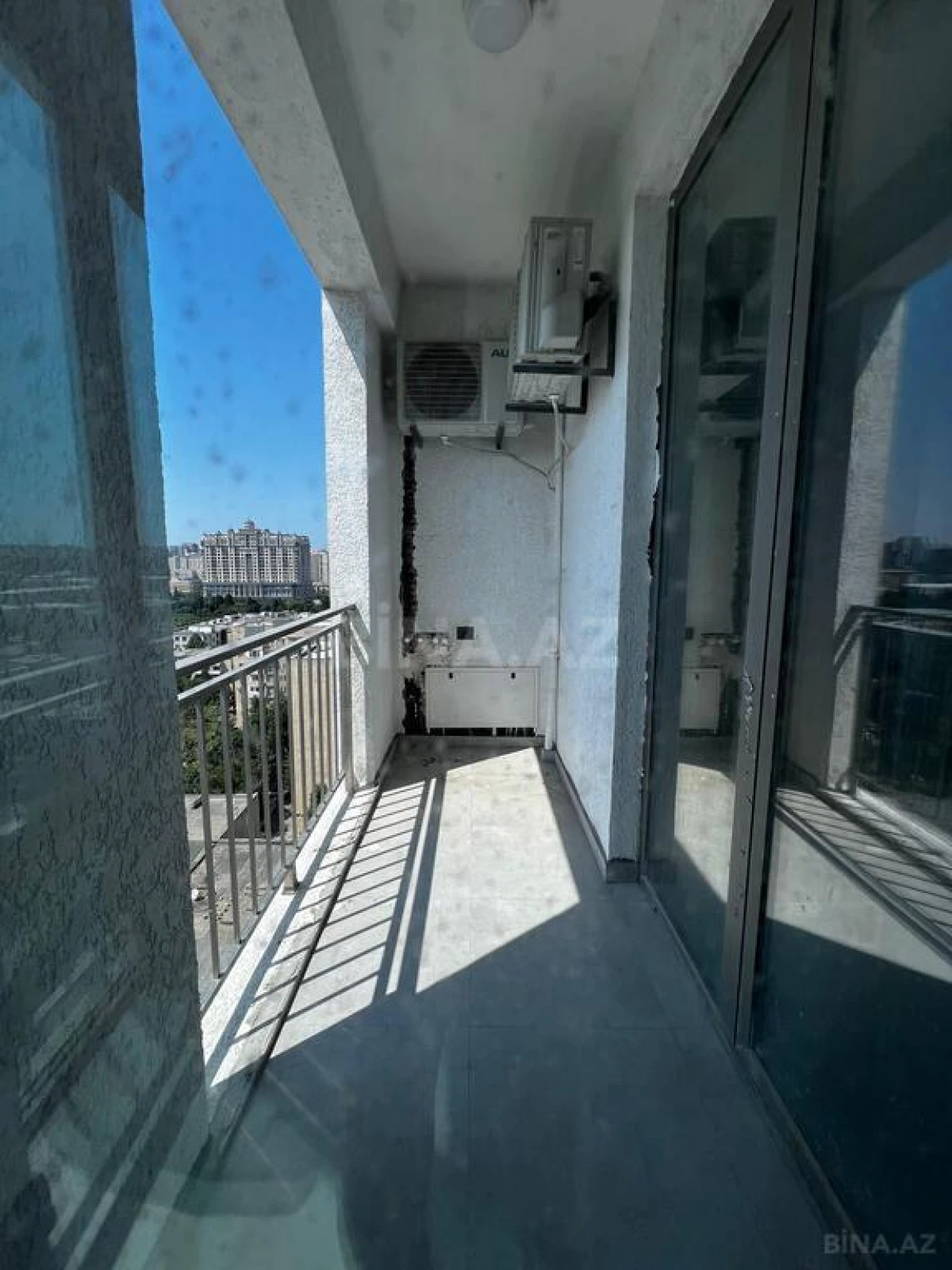 Satılır 3 otaqlı mənzil 100 m²