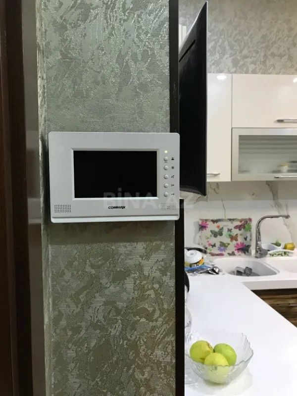 Satılır 3 otaqlı mənzil 115 m²