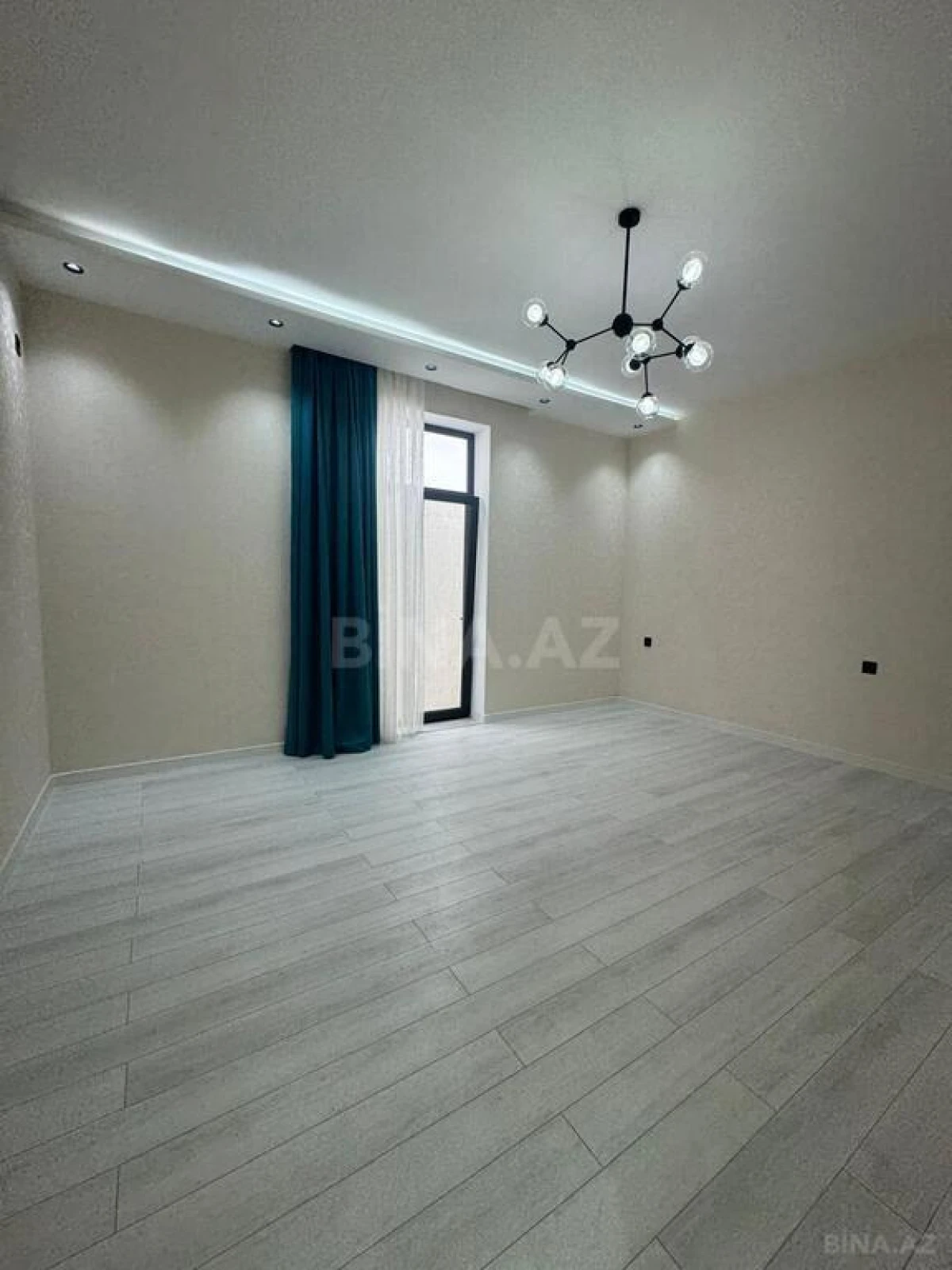 Satılır 4 otaqlı həyət evi 160 m²