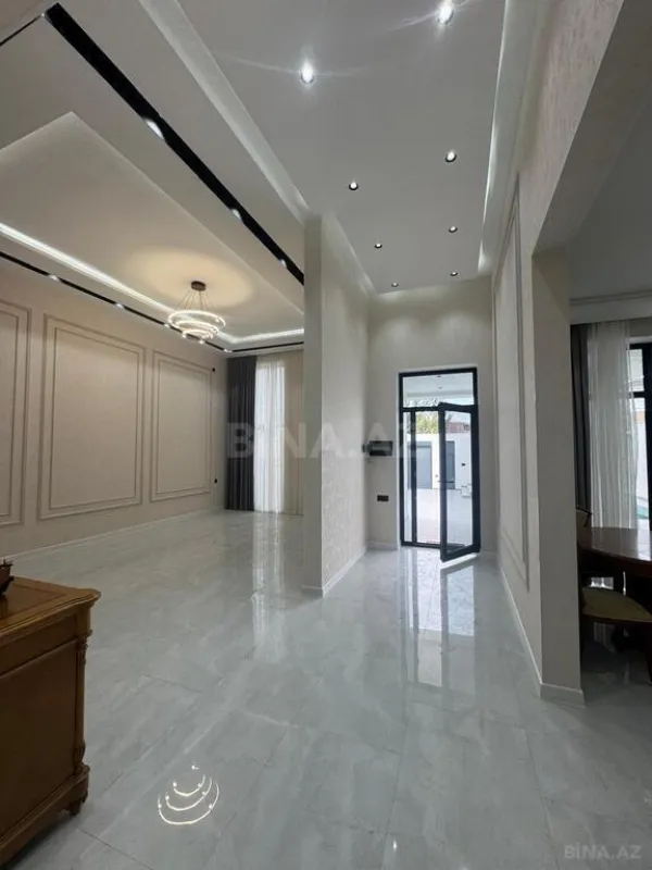 Satılır 4 otaqlı həyət evi 160 m²