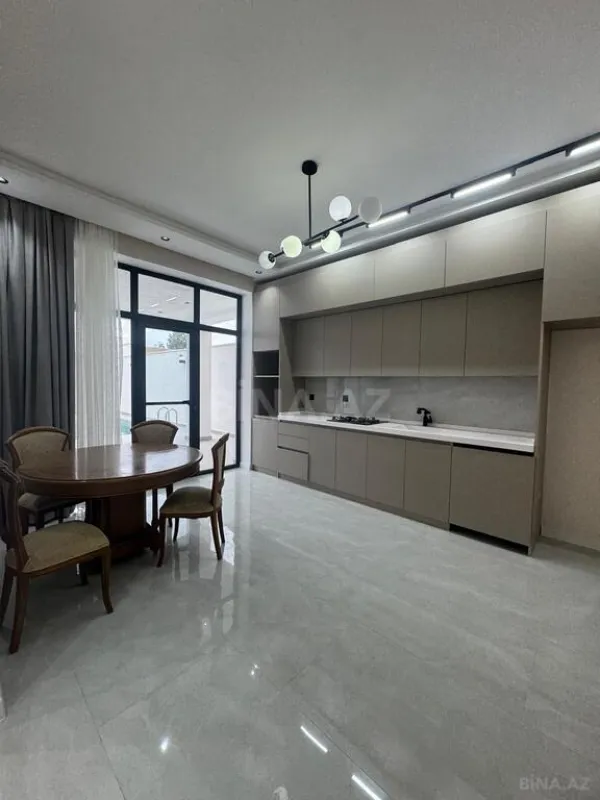 Satılır 4 otaqlı həyət evi 160 m²