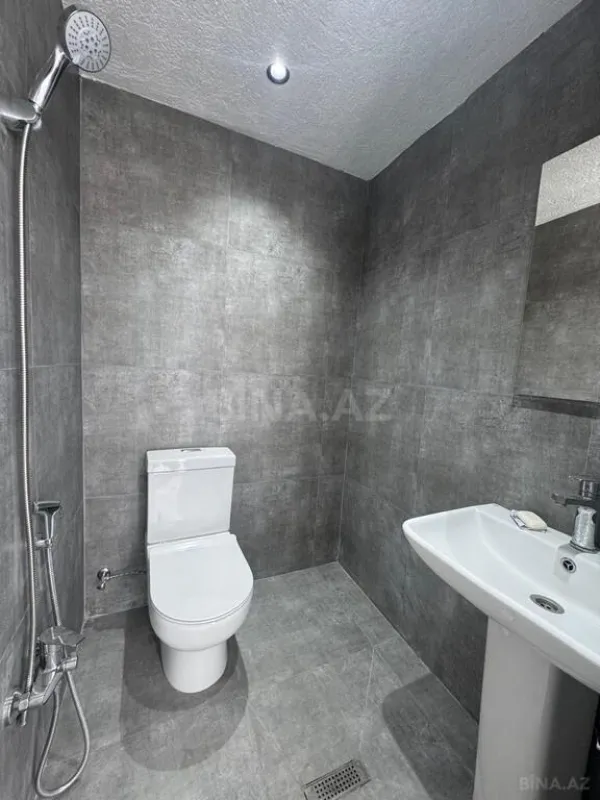 Satılır 4 otaqlı həyət evi 160 m²
