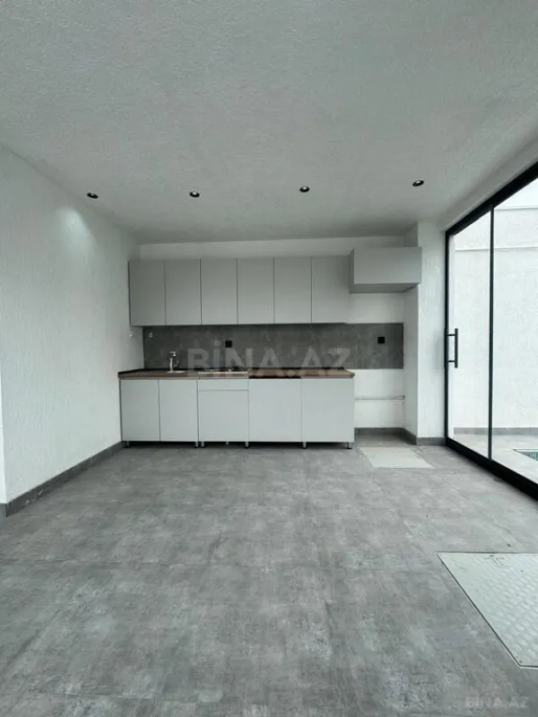 Satılır 4 otaqlı həyət evi 160 m²