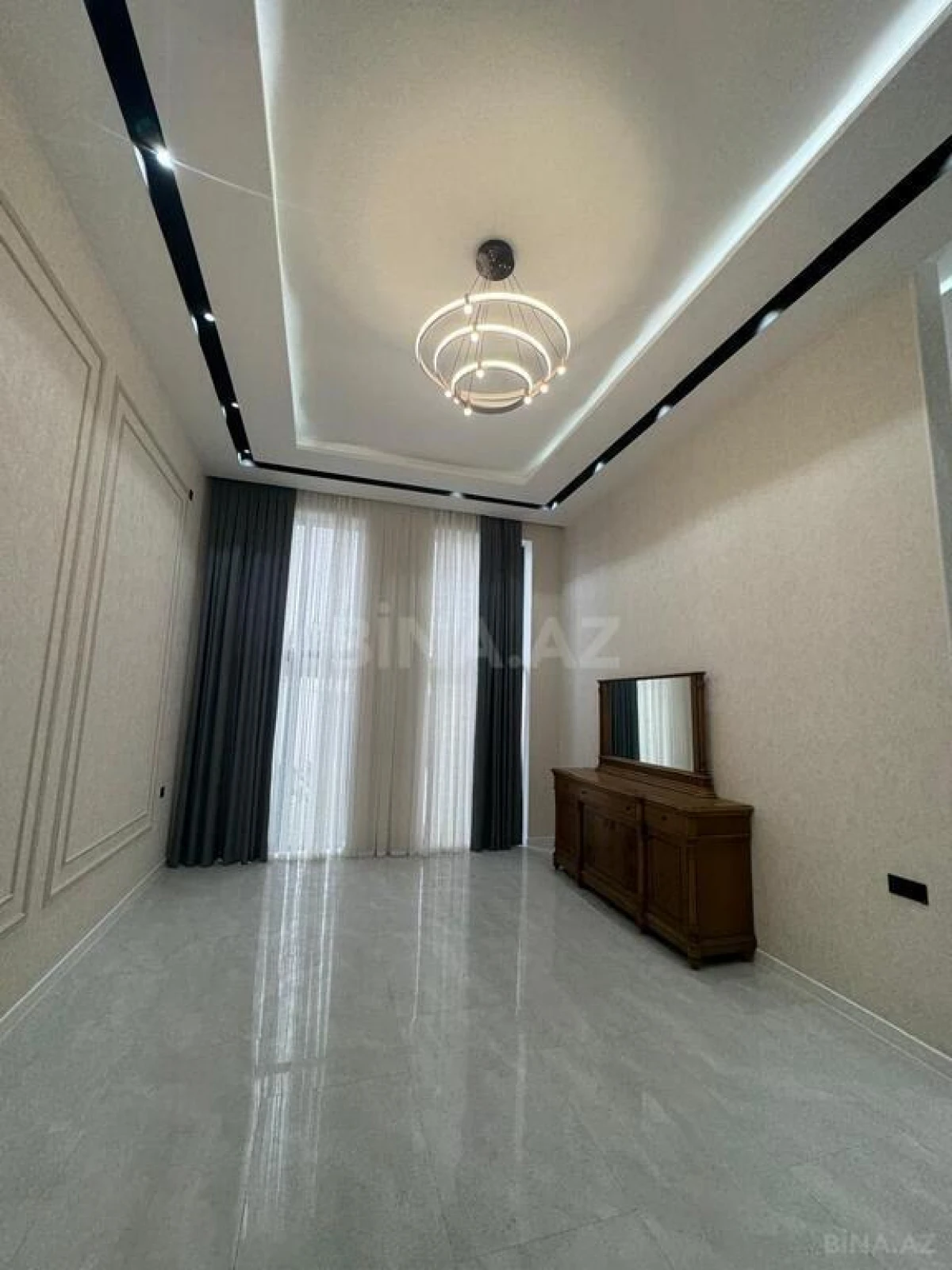 Satılır 4 otaqlı həyət evi 160 m²