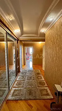 Satılır 3 otaqlı mənzil 124 m²