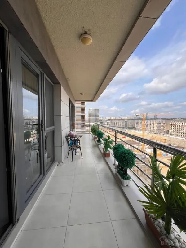Satılır 3 otaqlı mənzil 120 m²