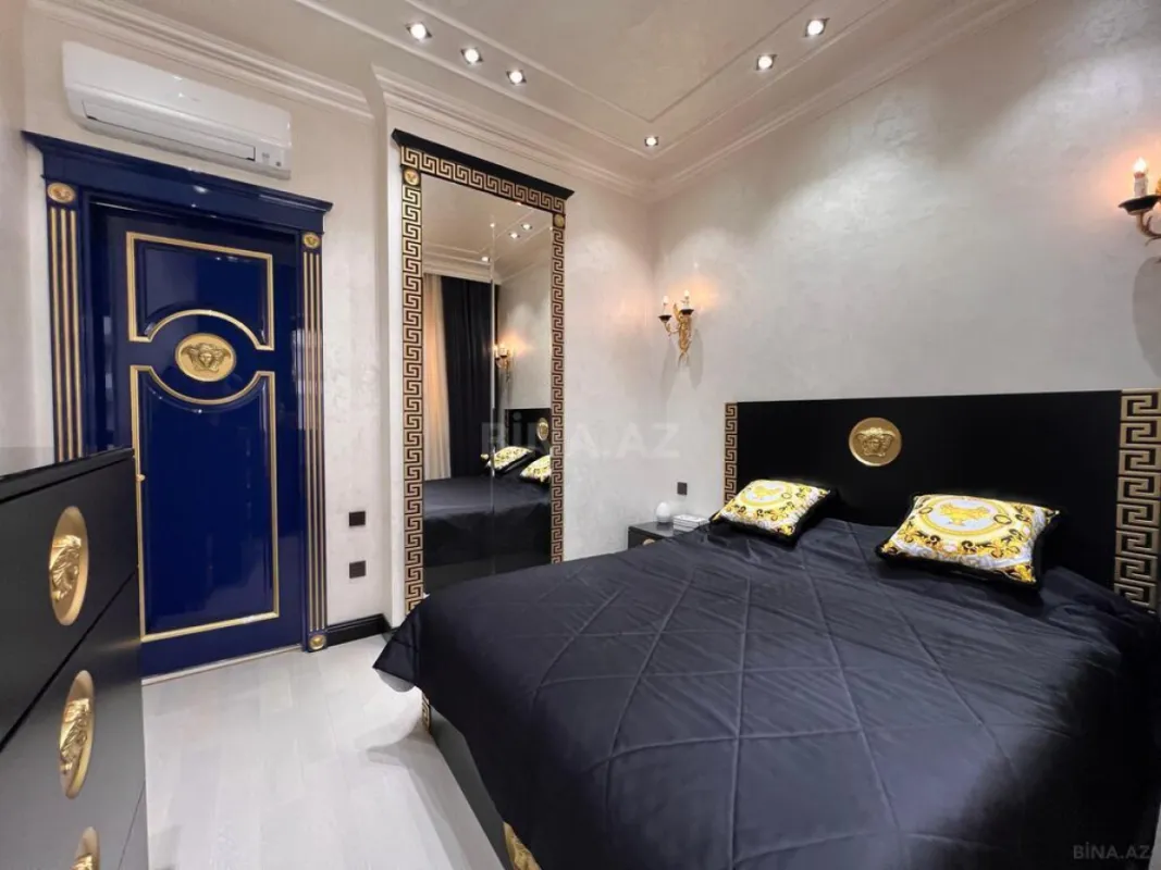 Satılır 3 otaqlı mənzil 120 m²