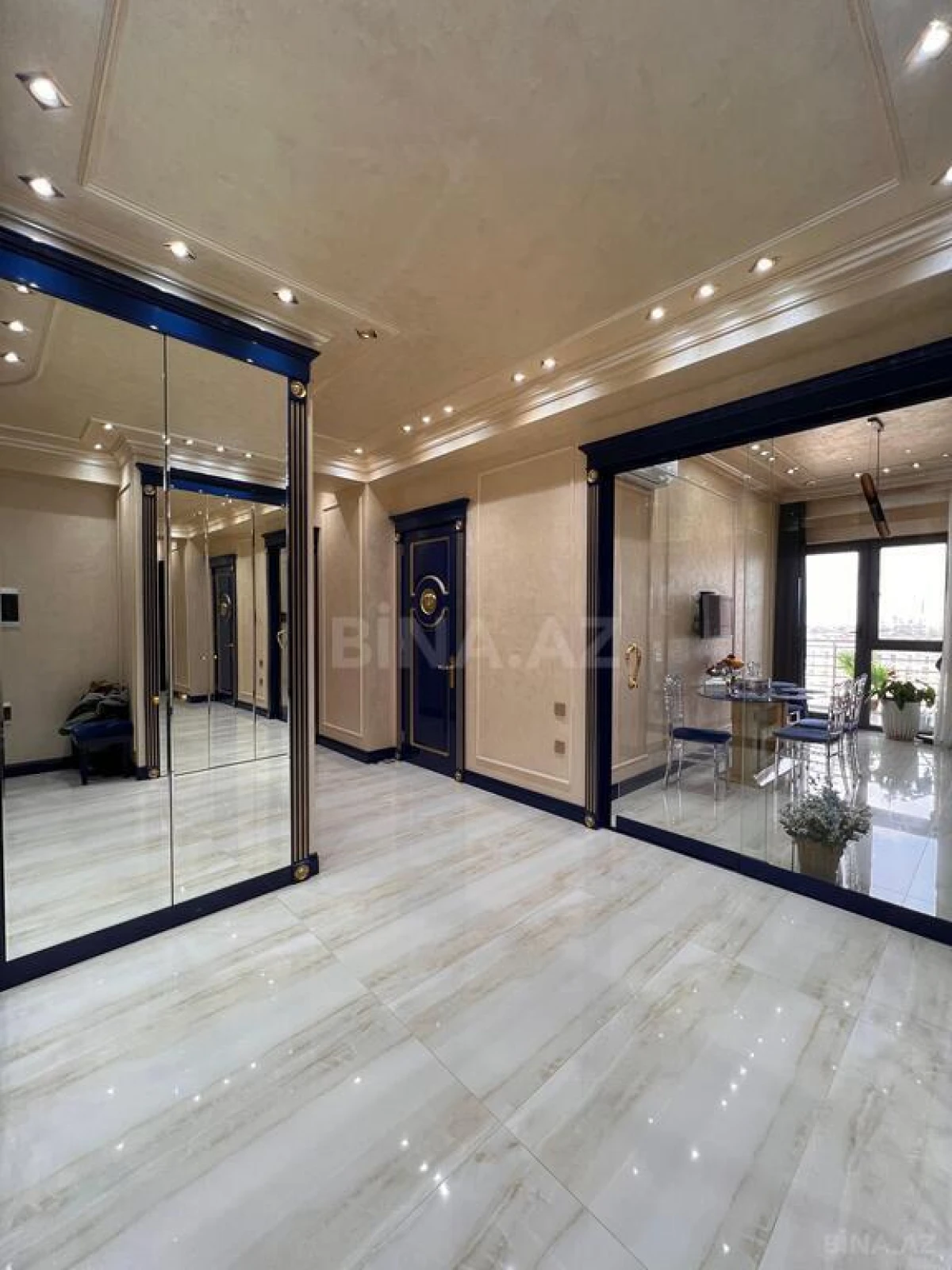 Satılır 3 otaqlı mənzil 120 m²