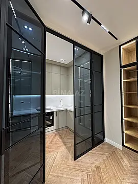 Satılır 2 otaqlı mənzil 68 m²