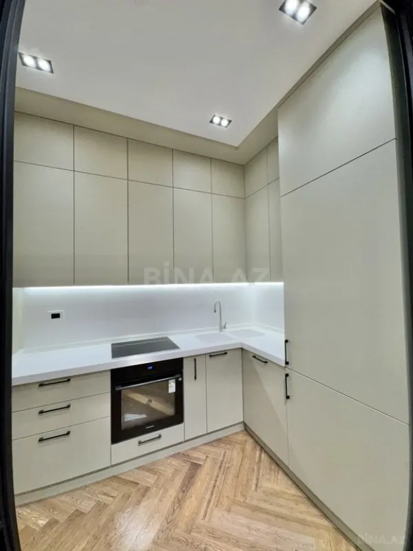 Satılır 2 otaqlı mənzil 68 m²