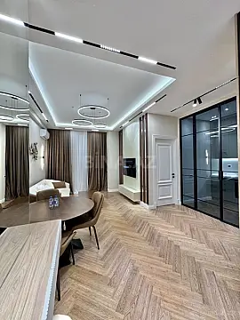 Satılır 2 otaqlı mənzil 68 m²