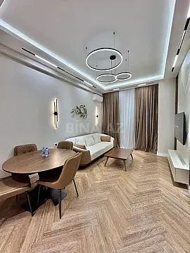 Satılır 2 otaqlı mənzil 68 m²