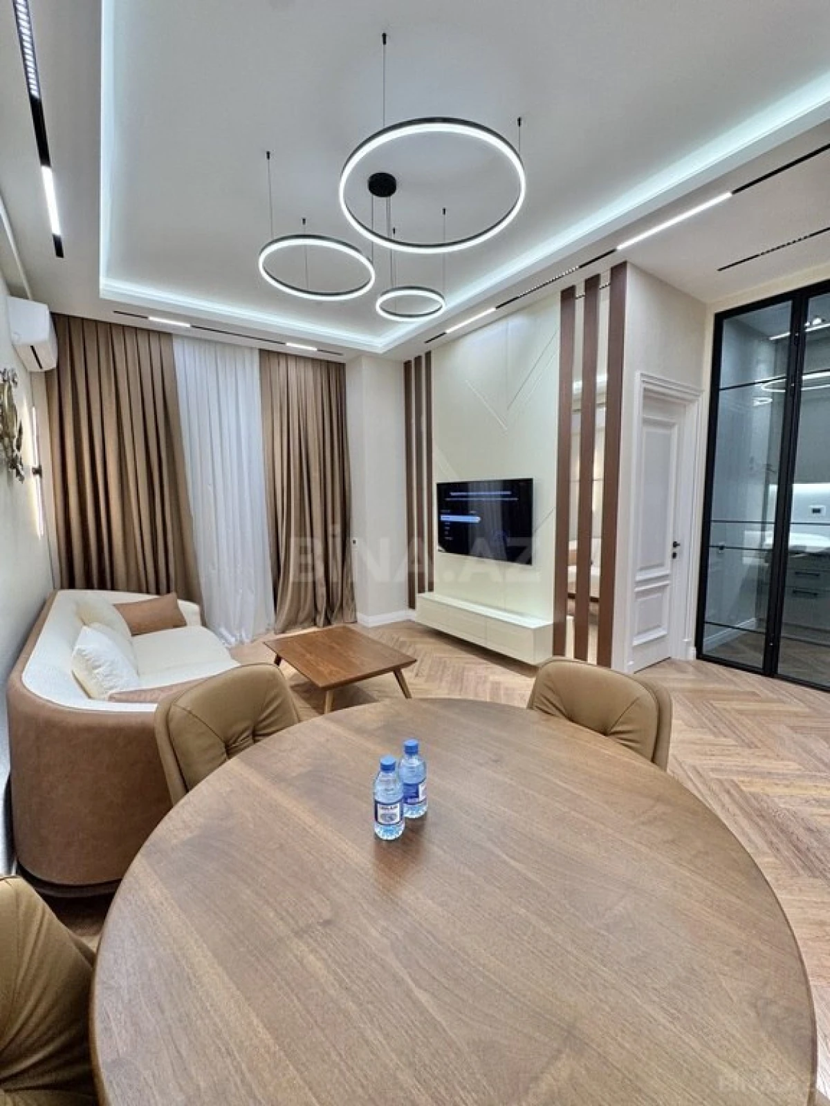 Satılır 2 otaqlı mənzil 68 m²