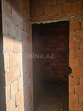 Satılır 5 otaqlı mənzil 226 m²