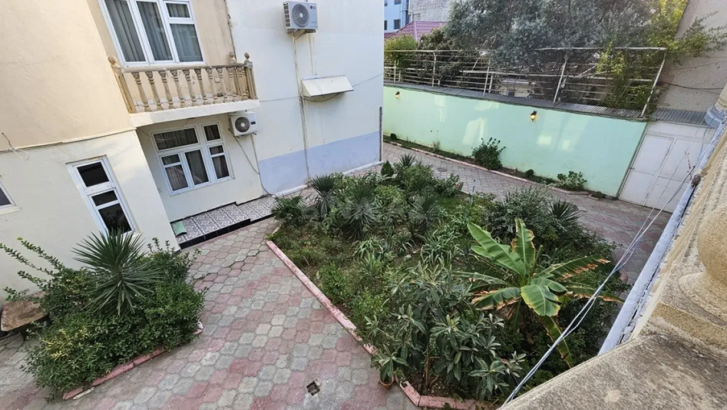 Satılır torpaq sahəsi 4 m²