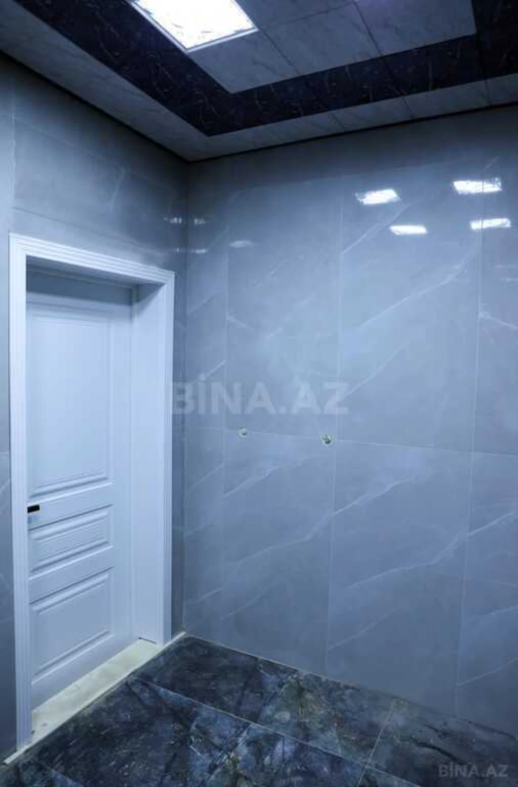 Satılır 5 otaqlı həyət evi 220 m²