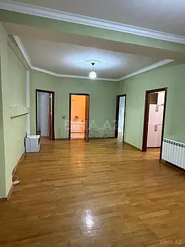 Satılır 3 otaqlı mənzil 140 m²