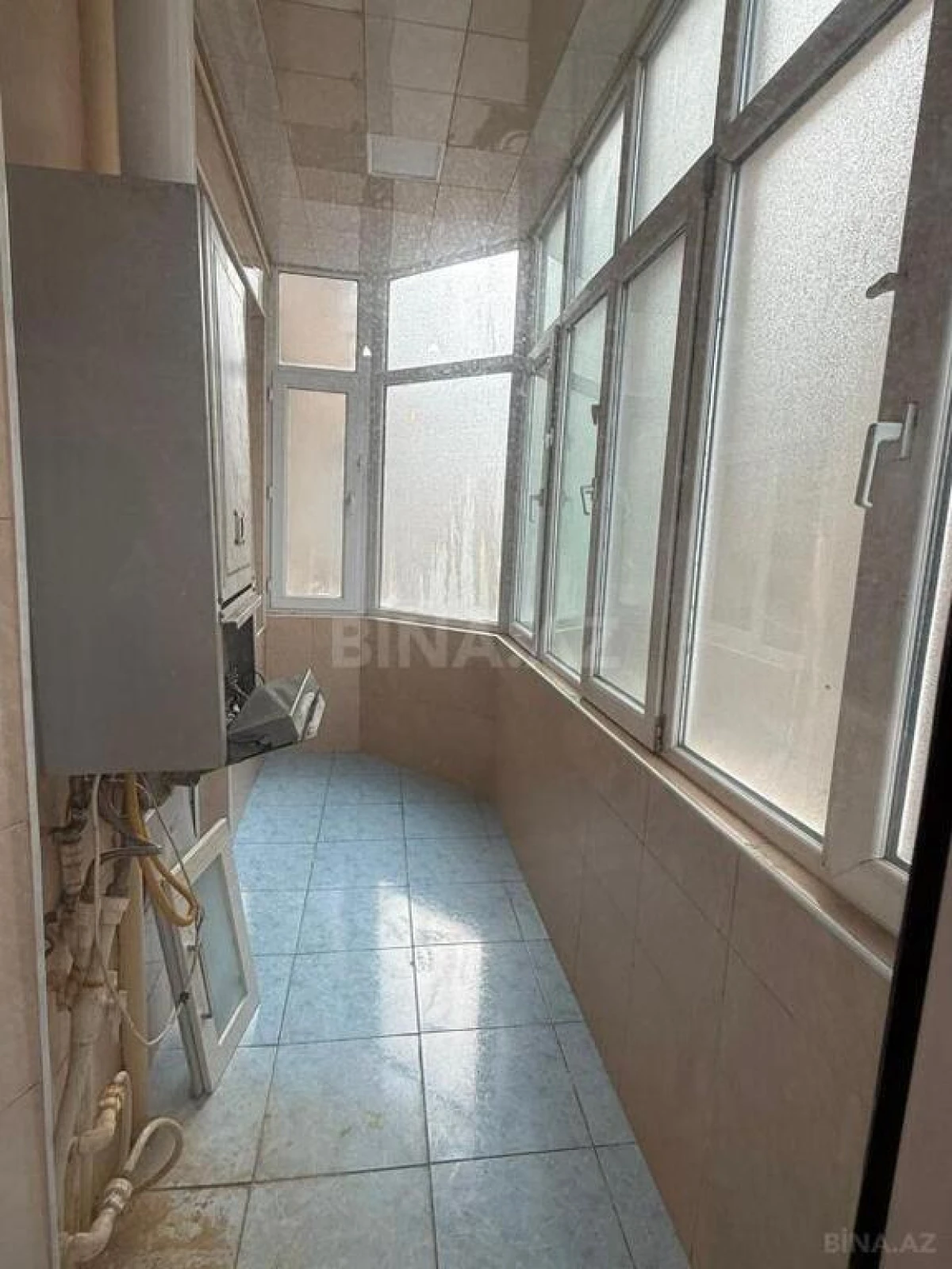 Satılır 3 otaqlı mənzil 140 m²
