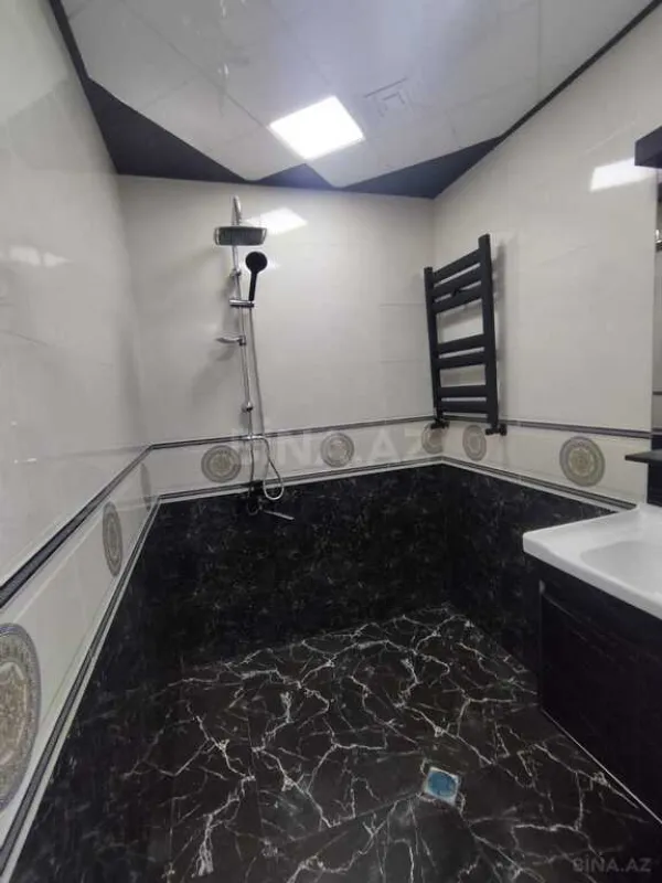 Satılır 2 otaqlı mənzil 58 m²