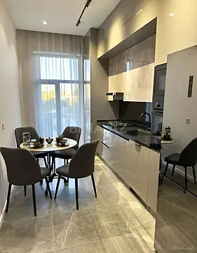 Kirayə verilir 2 otaqlı mənzil 70 m²