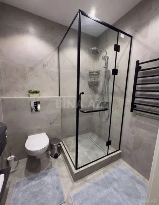 Kirayə verilir 2 otaqlı mənzil 70 m²