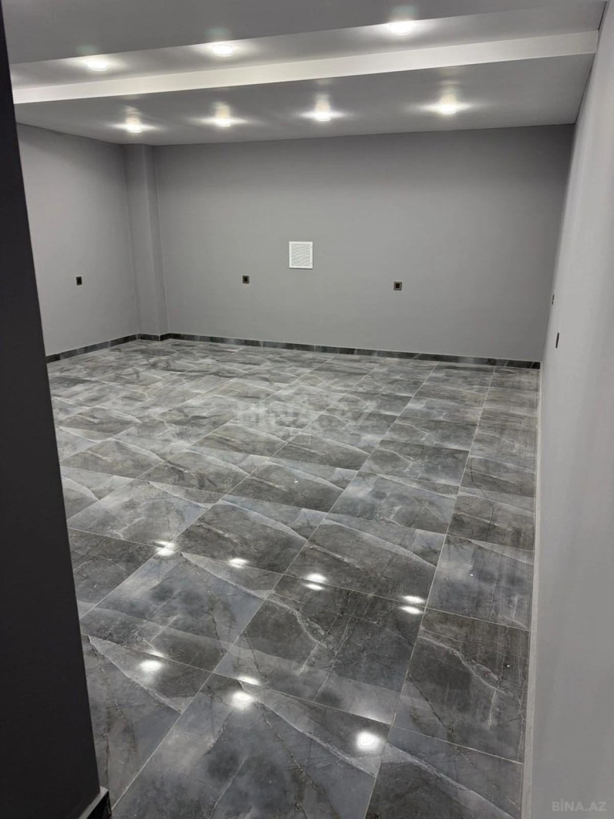 Kirayə verilir obyekt 68 m²