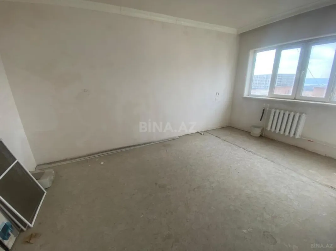 Satılır 4 otaqlı mənzil 99 m²
