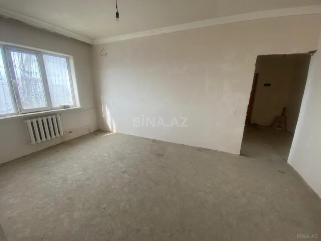 Satılır 4 otaqlı mənzil 99 m²