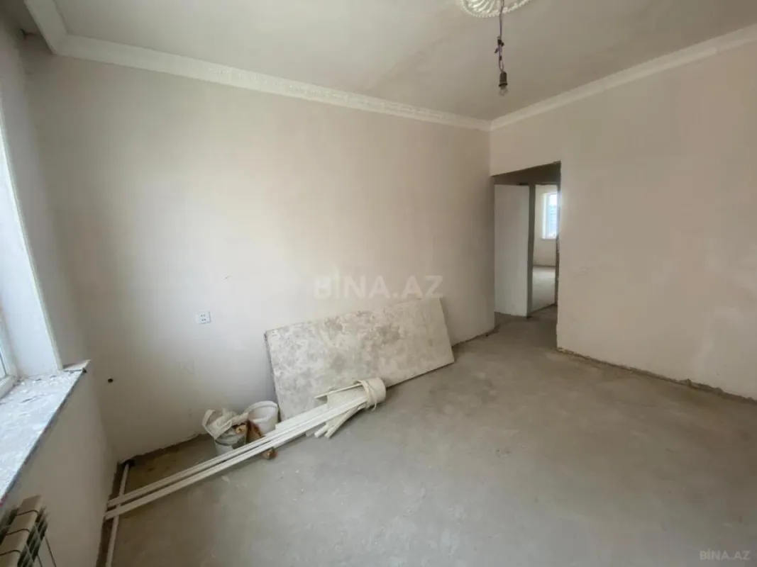Satılır 4 otaqlı mənzil 99 m²