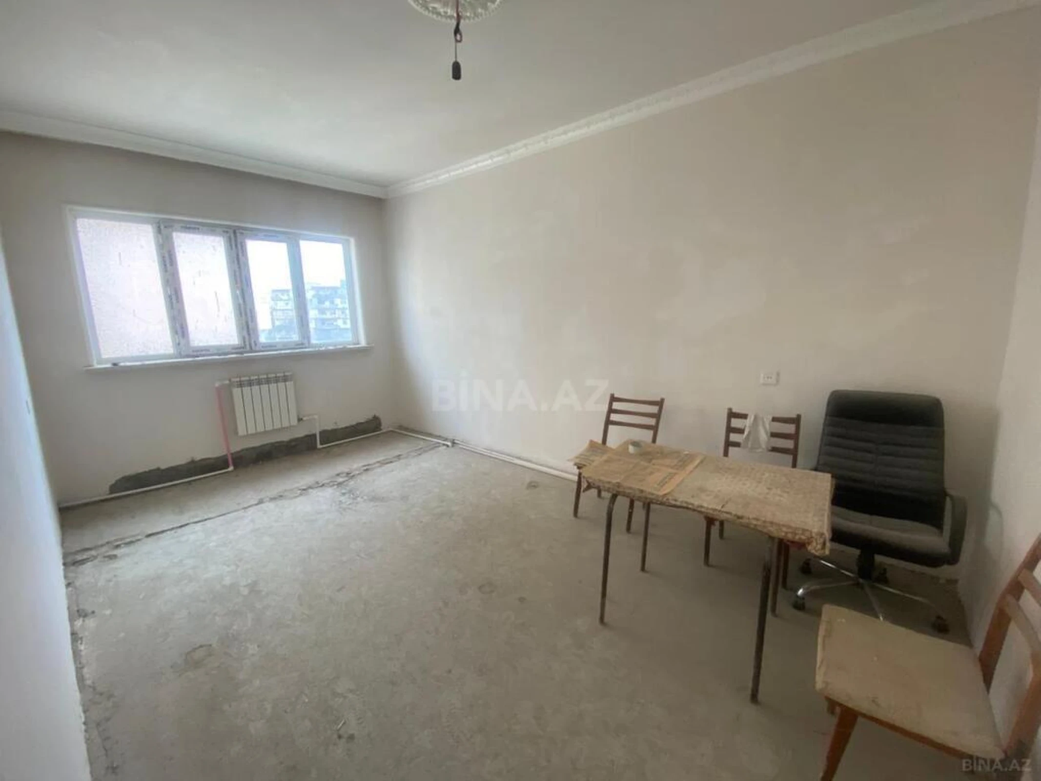 Satılır 4 otaqlı mənzil 99 m²