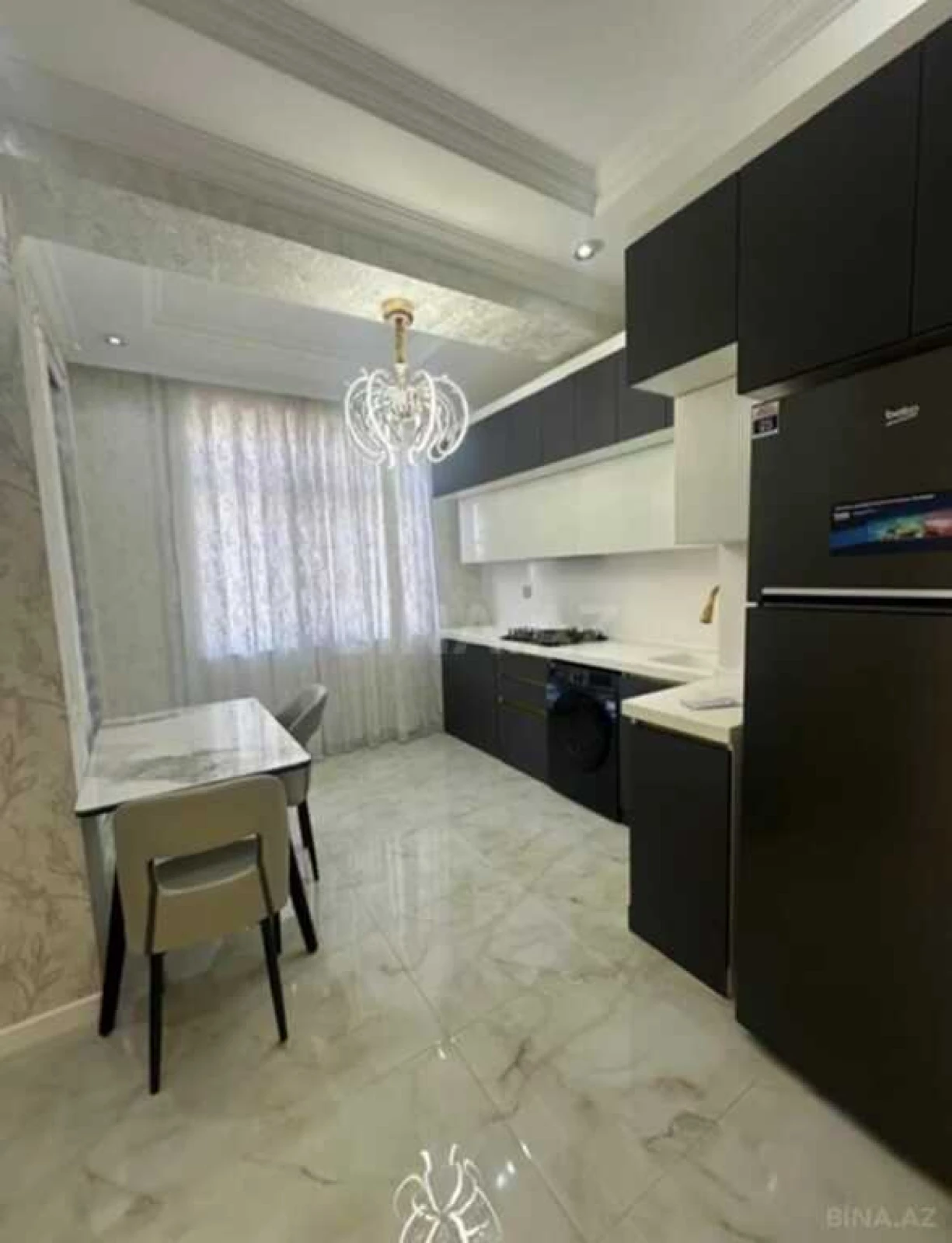 Satılır 3 otaqlı mənzil 100 m²