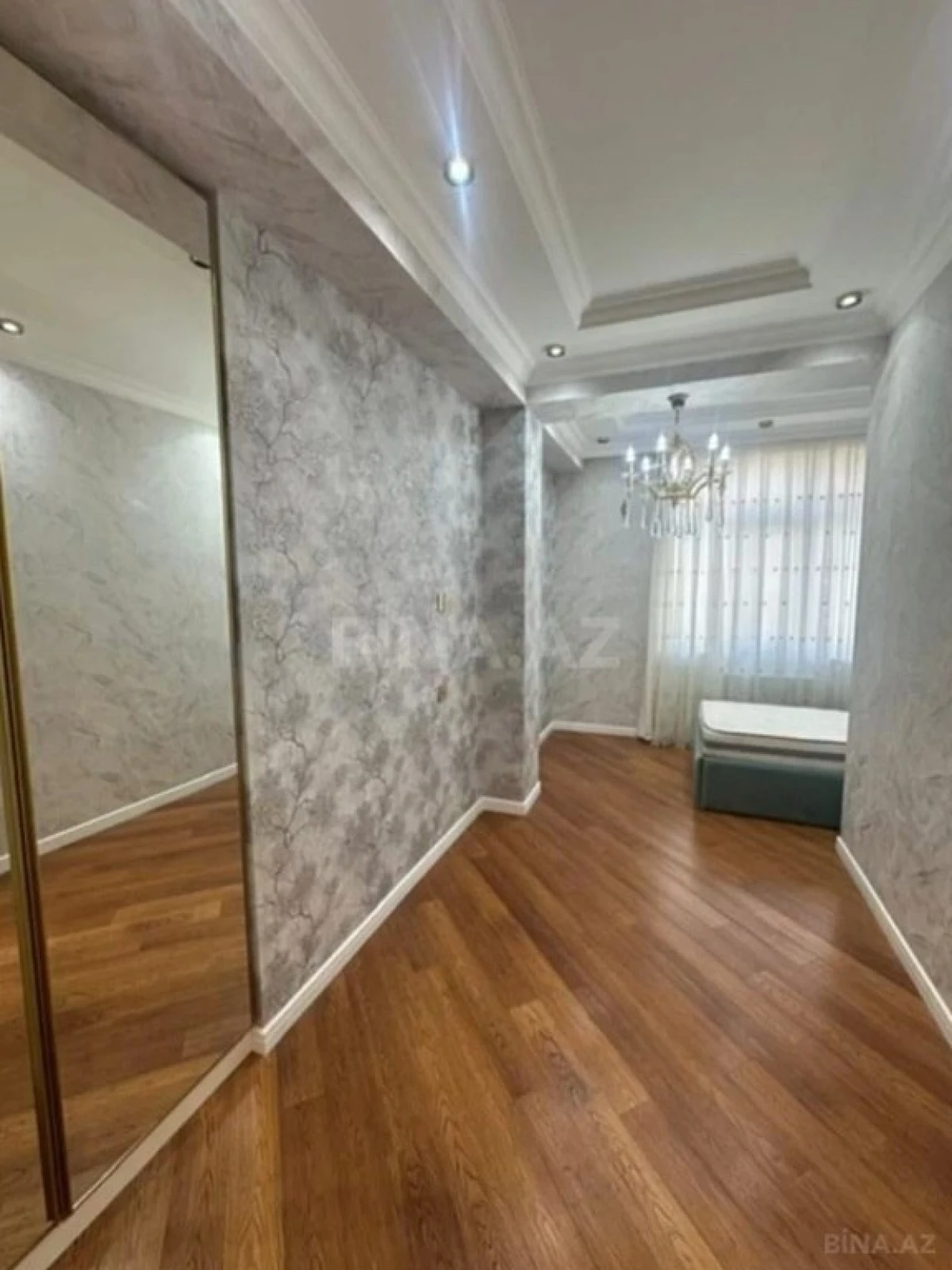 Satılır 3 otaqlı mənzil 100 m²